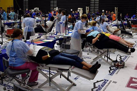 volunteers and patients during SMMOM dental clinic